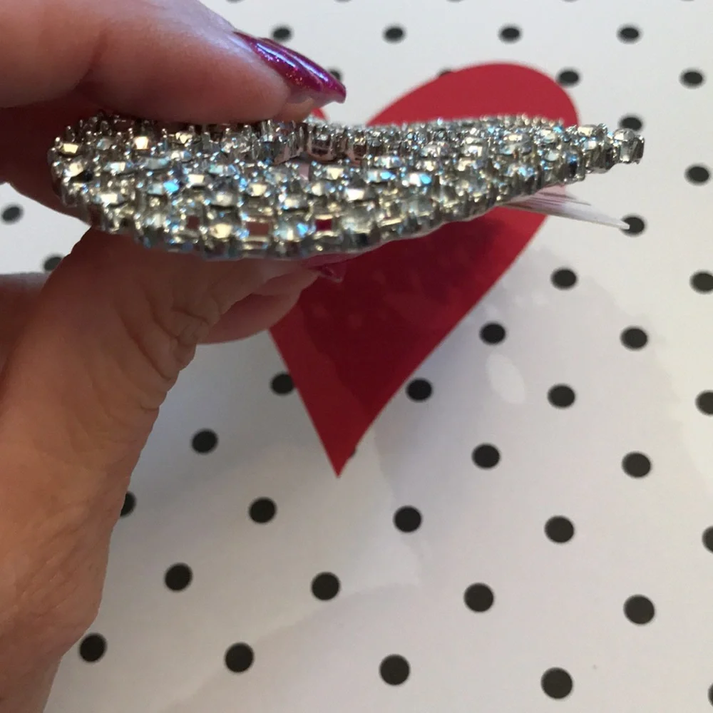 Beautiful Rhinestone Shoe Clip Jewelry. NWOT - Picture 10 of 10